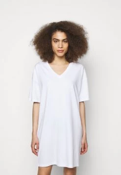 DRYKORN KABELLE - Jersey Dress - Weiss