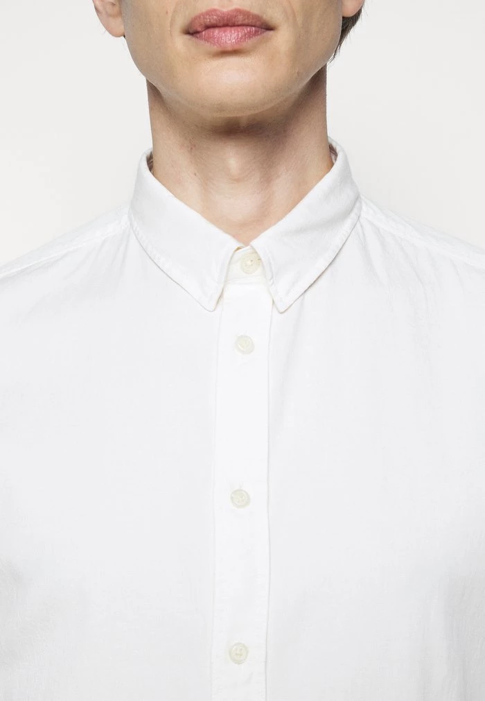 DRYKORN LOKEN - Shirt - Off-white 9 DRYKORN LOKEN - Shirt - Off-white - Image 7
