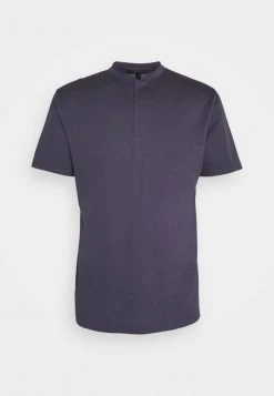 DRYKORN LOUIS - Basic T-shirt - Dark Blue 13 DRYKORN LOUIS - Basic T-shirt - Dark Blue -Trend Code Shop a32a7662721c40b2adfcf52a70e5a36a