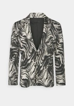 DRYKORN MALO - Blazer Jacket - Brown 12 DRYKORN MALO - Blazer Jacket - Brown -Trend Code Shop aa3ff7ca69c74000bae0852b5e03c80b