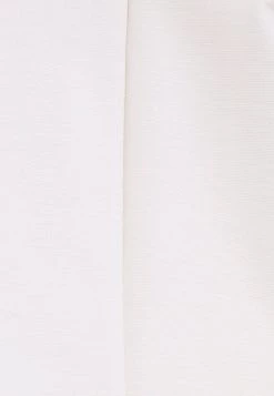 DRYKORN JEYLISS - Top - Ecru 7 DRYKORN JEYLISS - Top - Ecru -Trend Code Shop bb0e98ffc8e8458e98b23c926c959342