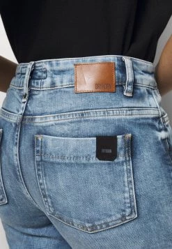 DRYKORN SPEAK - Flared Jeans - Blau -Trend Code Shop c40c3fb3f16349319843650a3058b179