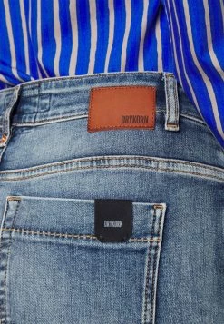 DRYKORN SPEAK - Flared Jeans - Blue -Trend Code Shop d80c02d35b0a4ceb9e388885dbeba4ee