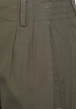 DRYKORN DISPATCH - Trousers - Green -Trend Code Shop d8bc68cd13bc4a0b8dd77c008038029f