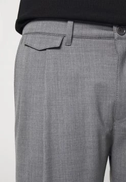 DRYKORN NOSH - Trousers - Grey 15 DRYKORN NOSH - Trousers - Grey -Trend Code Shop daedc55520d341d6995b8b5ce02ec905