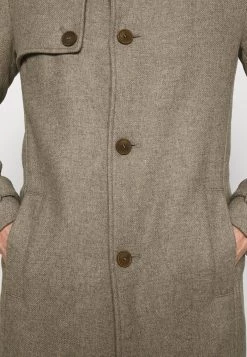 DRYKORN SKOPJE - Short Coat - Braun -Trend Code Shop dc415ad9f98d46ce9d074a162c32e0a0