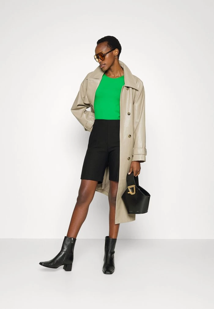 DRYKORN OLINA - Top - Green 4 DRYKORN OLINA - Top - Green - Image 2