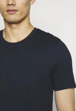 DRYKORN CARLO - Basic T-shirt - Navy -Trend Code Shop f1daa6bc79d64604a5022caa2755b7d3