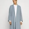 DRYKORN BAUPREY - Classic Coat - Blue -Trend Code Shop f33a1d85b2eb49028eefe93f864282bf