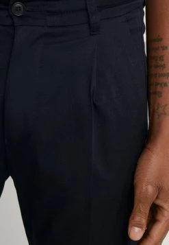 DRYKORN CHASY - Chinos - Navy -Trend Code Shop f7c91eebcd564ba8b04133b85679c36f