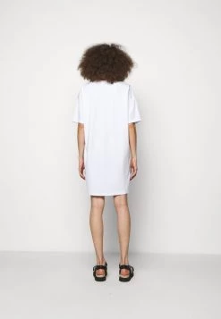 DRYKORN KABELLE - Jersey Dress - Weiss -Trend Code Shop f884e4a755064e169716824d2ea9ec34