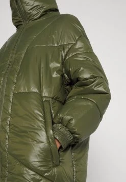 DRYKORN EUSTON - Winter Coat - Grün -Trend Code Shop fb2ea532a43149e9959d81470f93606b