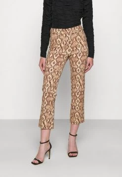 DRYKORN BASKET - Trousers - Braun